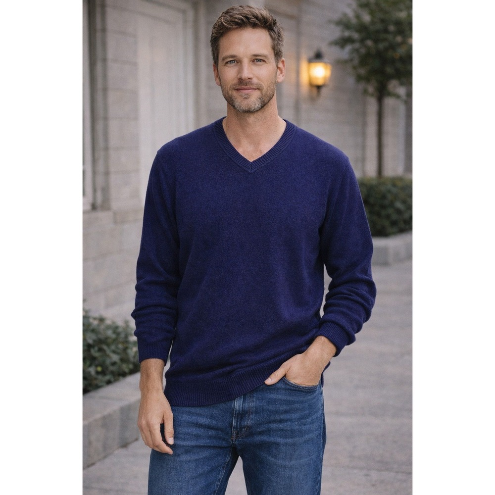 Hugo‎ Boss V-Neck Pullover Sweater XL Blue Wool Yak Soft Old Money Quiet Luxury